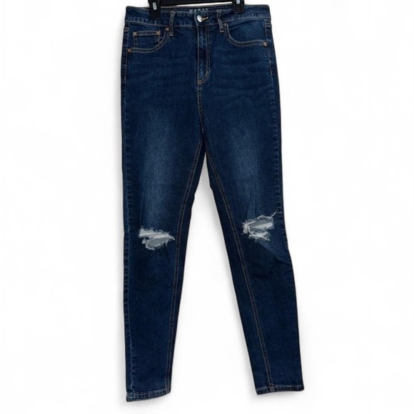 wild fable Denim - Wild Fable Dark Wash Ripped Skinny Jeans Size 8 High Rise Look